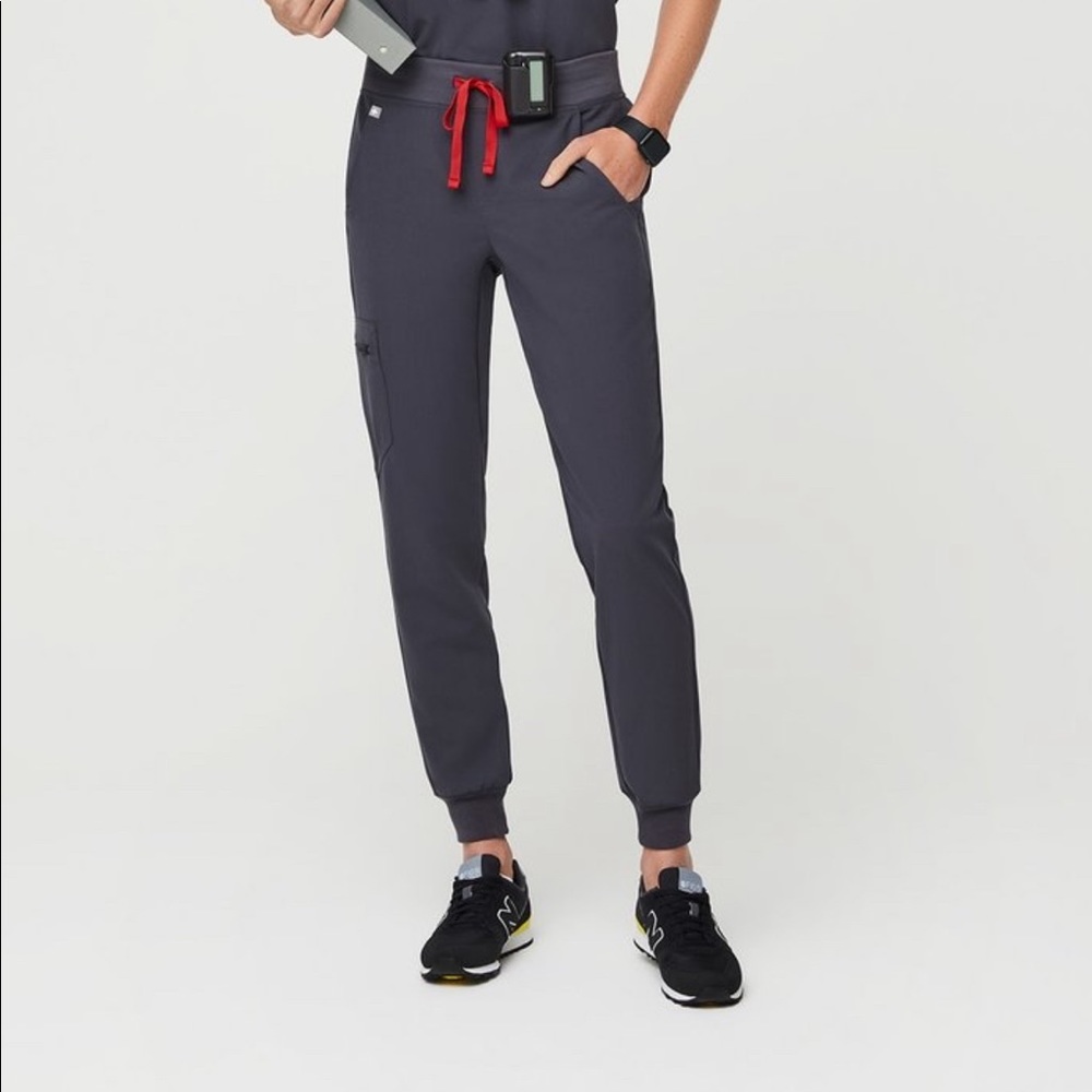 NWT Figs CHARCOAL Zamora Joggers XXS Petite…